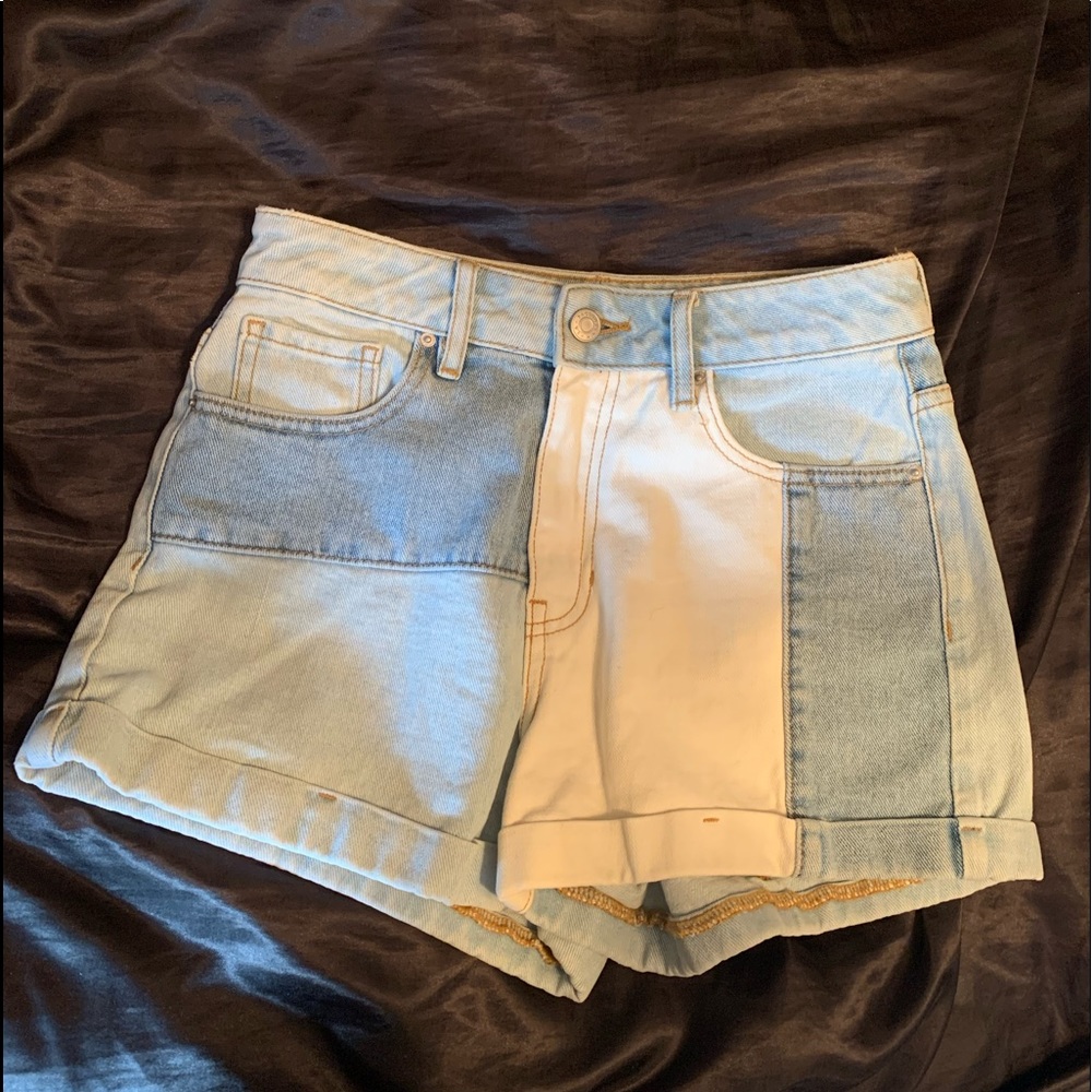 🦇 Pacsun Denim Booty Shorts 🦇